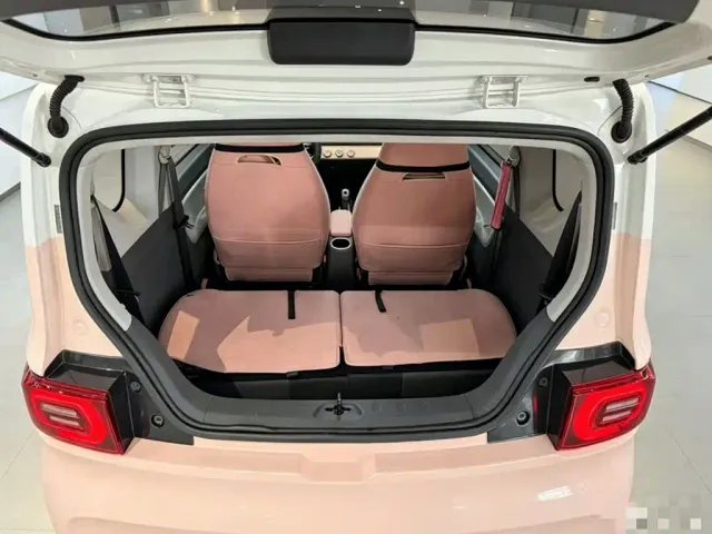 Wuling Hongguang Mini EV — Фото автомобиля 13
