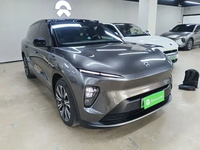 Nio ES8 — Фото автомобиля 3