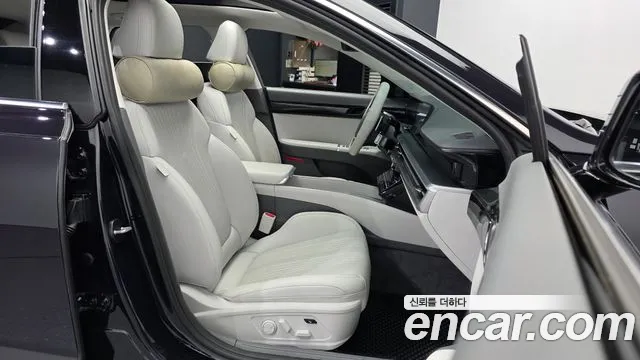 Hyundai Grandeur GN7 — Фото автомобиля 11