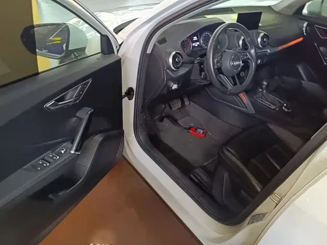 Audi Q2L — Фото автомобиля 15