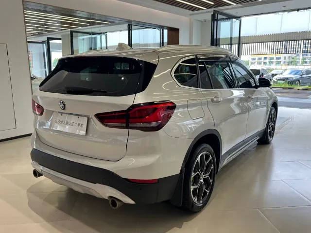 BMW X1 — Фото автомобиля 6
