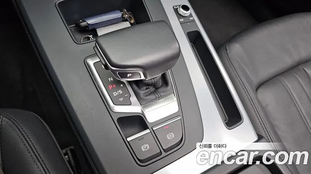 Audi Q5 40 TDI quattro — Фото автомобиля 7