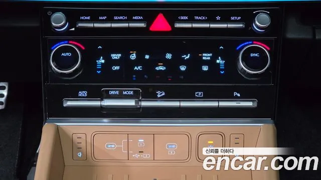 Hyundai Santa Fe MX5 — Фото автомобиля 28
