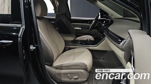 Kia Carnival 4th Gen — Фото автомобиля 15