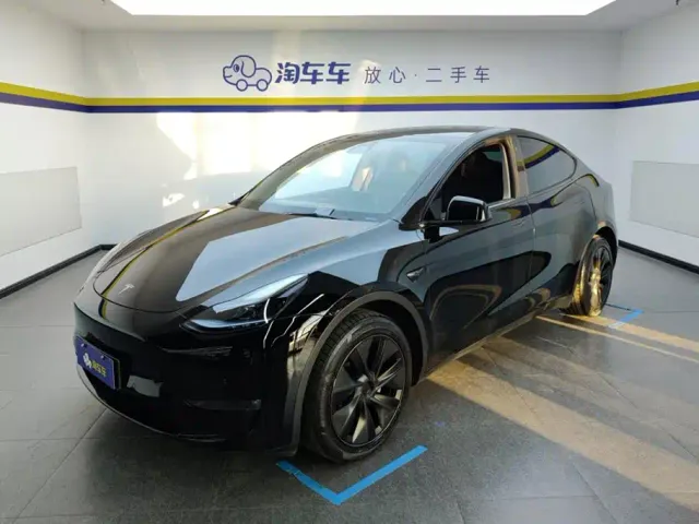 Фотография автомобиля — Tesla Model Y