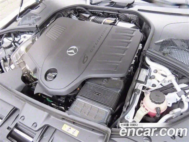 Mercedes-Benz S-Class — Фото автомобиля 20