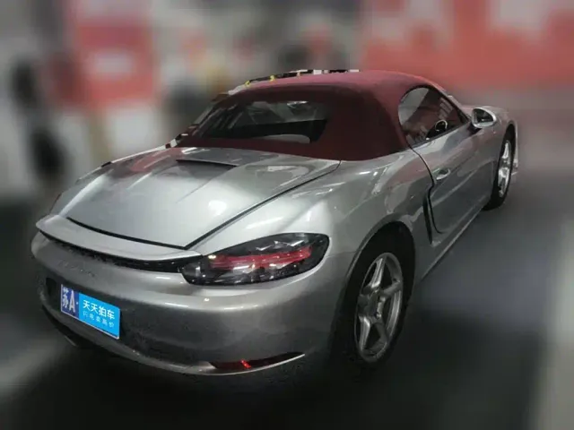 Porsche 718 — Фото автомобиля 2
