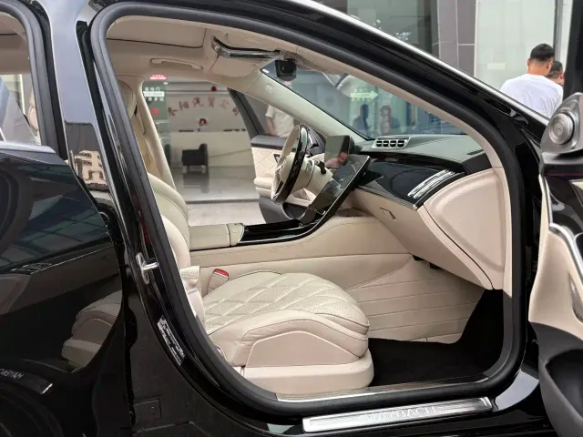 Mercedes-Benz Maybach S-Class — Фото автомобиля 6