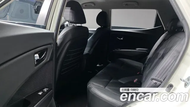 KG_Mobility_Ssangyong TIBOLI Very New Tivoli Бензин 1.5 2WD — Фото автомобиля 12