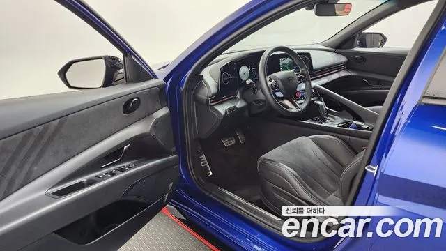 Hyundai AVANTE — Фото автомобиля 8