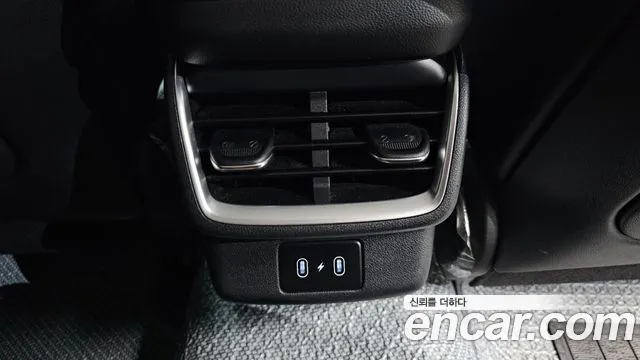 Hyundai Grandeur Grandeur (GN7) — Фото автомобиля 30