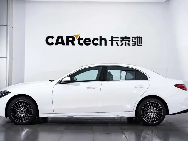 Mercedes-Benz C-Class — Фото автомобиля 8