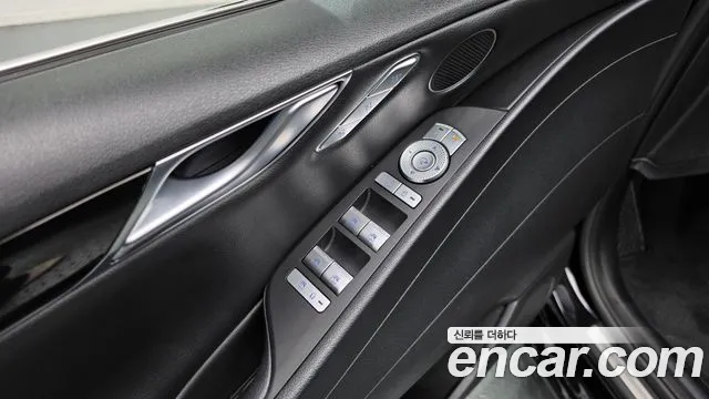 Genesis G80 Бензин 3.5 турбо AWD — Фото автомобиля 27
