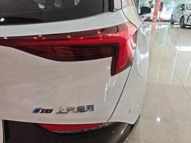 Buick Velite 6 — Фото автомобиля 13