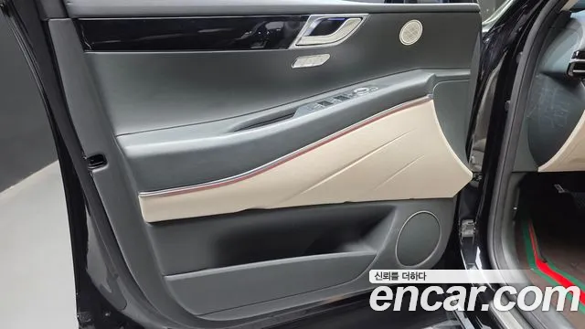 Genesis GV80 — Фото автомобиля 24