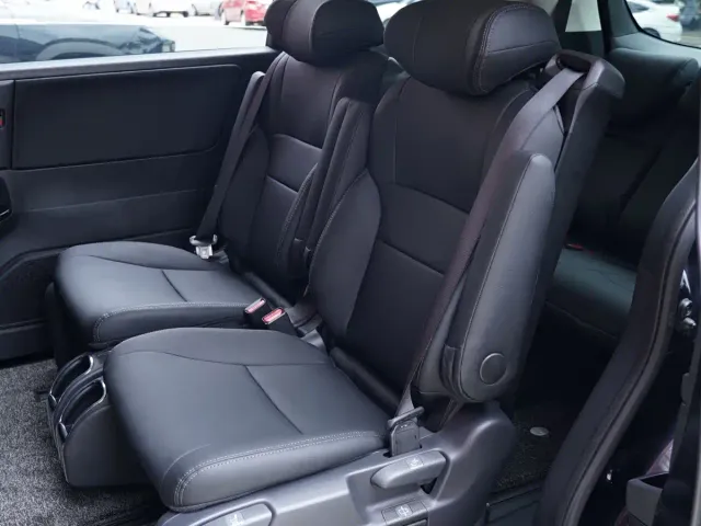 Honda Odyssey — Фото автомобиля 13