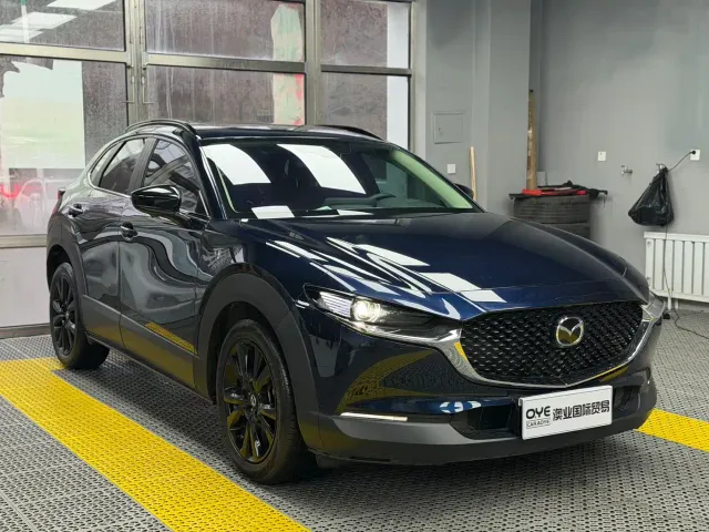 Mazda CX-30 — Фото автомобиля 3
