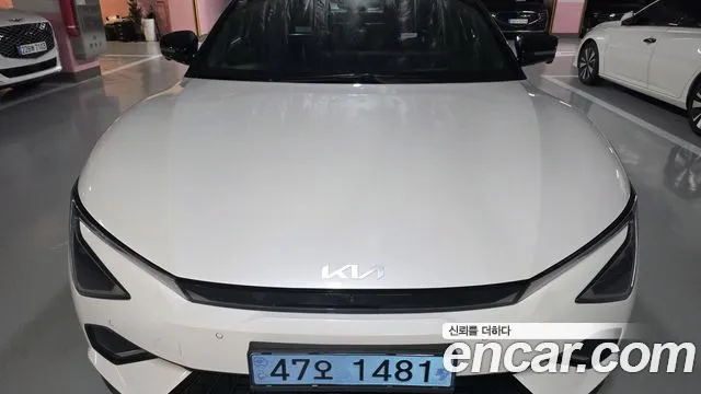 Kia EV6 New — Фото автомобиля 3