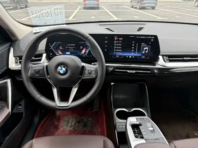 BMW X1 — Фото автомобиля 16