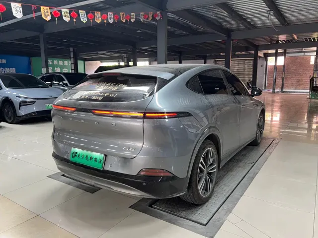 Xpeng G6 — Фото автомобиля 6