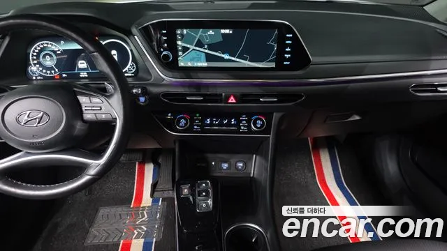 Hyundai Sonata — Фото автомобиля 11