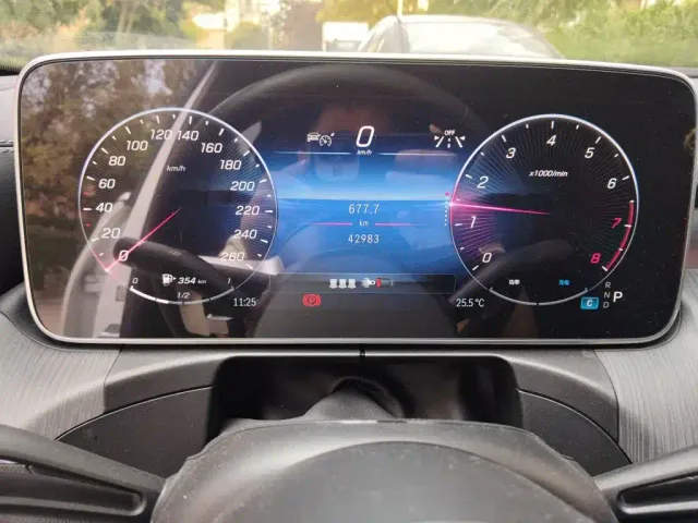 Mercedes-Benz C-Class — Фото автомобиля 12