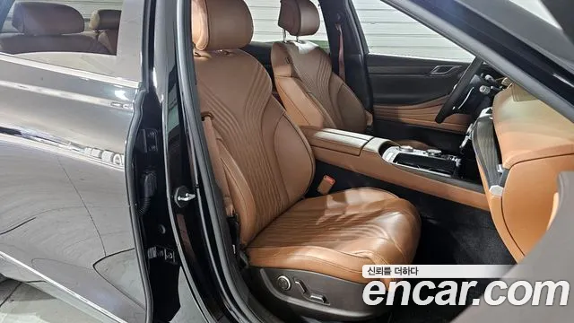 Genesis G80 Бензин 2.5 турбо AWD — Фото автомобиля 10