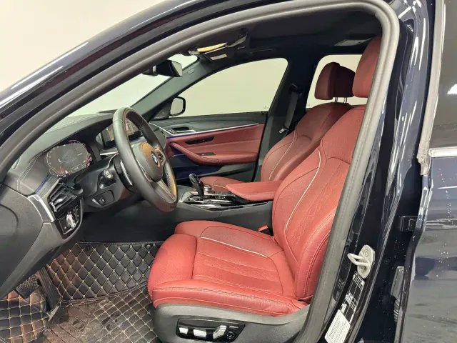 BMW 5 Series — Фото автомобиля 13
