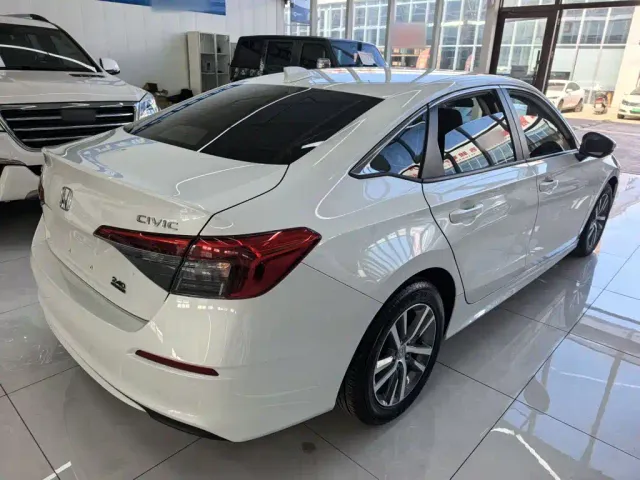Honda Civic — Фото автомобиля 10