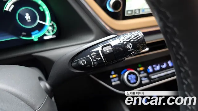 Hyundai Sonata Inspiration — Фото автомобиля 17