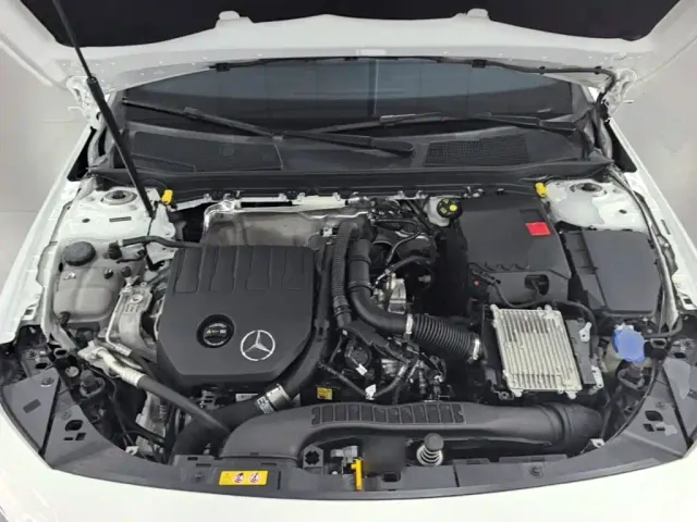 Mercedes-Benz A-Class — Фото автомобиля 24