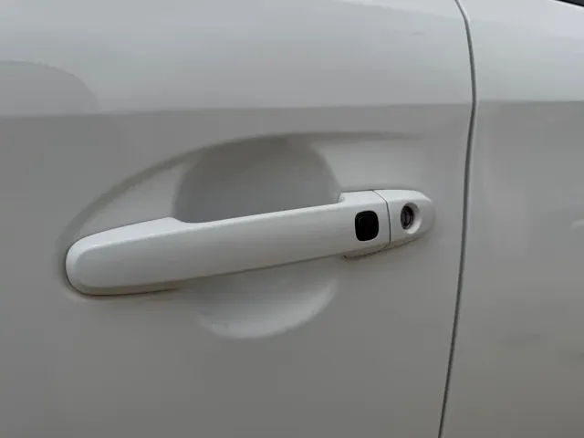 Toyota YARiS L Zhi Xuan — Фото автомобиля 5