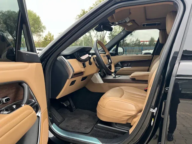 Land Rover Range Rover — Фото автомобиля 8