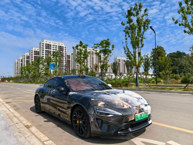 Xiaomi SU7 — Фото автомобиля 3