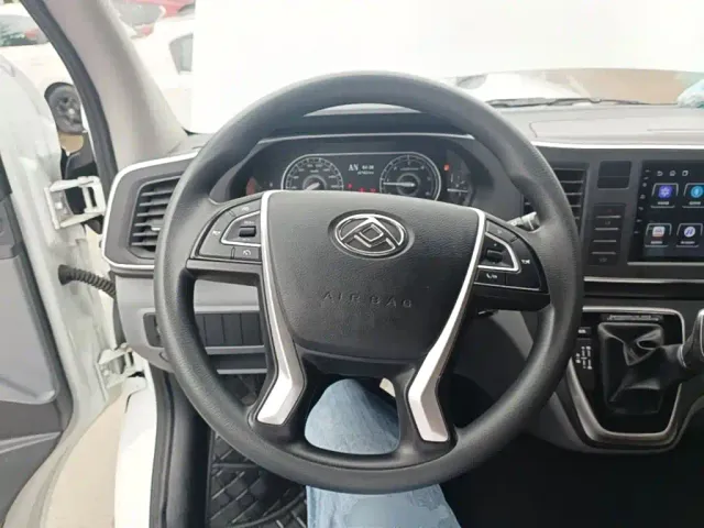 Maxus Xintu V80 — Фото автомобиля 10