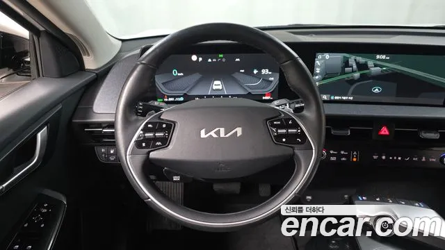 Kia EV6 — Фото автомобиля 13