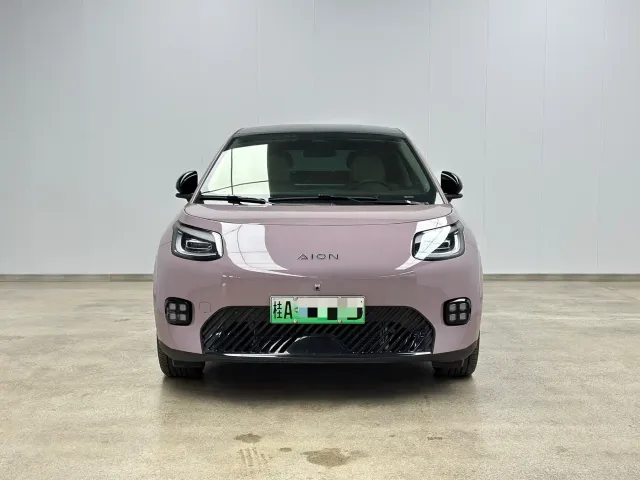 GAC Aion UT — Фото автомобиля 2