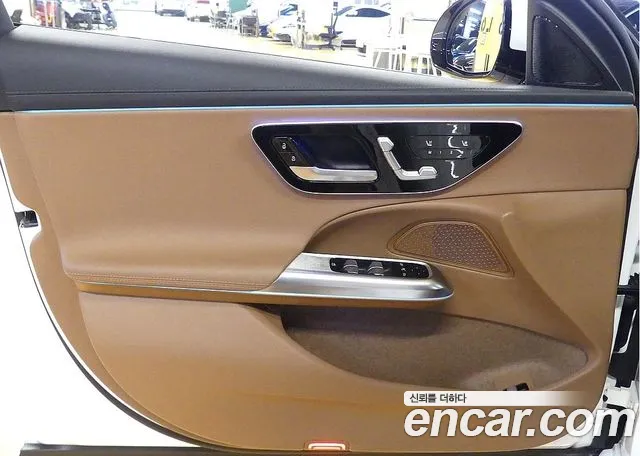 Mercedes-Benz E-Class W214 — Фото автомобиля 11