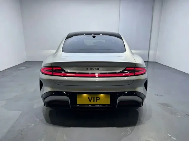 Xiaomi SU7 — Фото автомобиля 3