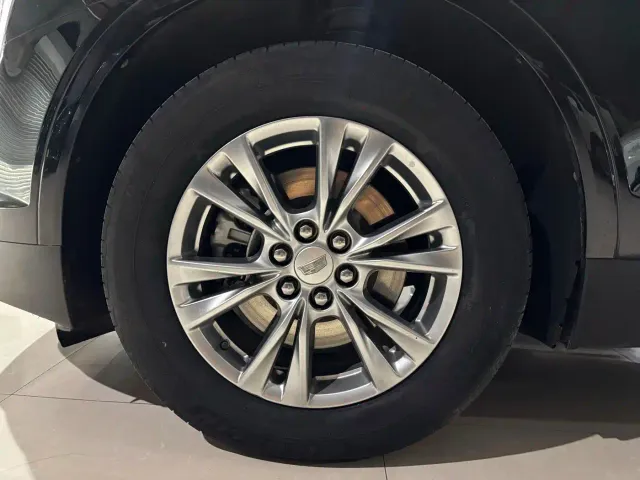 Cadillac XT5 — Фото автомобиля 15