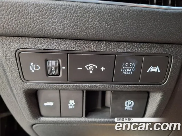 Hyundai Sonata — Фото автомобиля 12