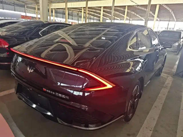 Wuling Starlight — Фото автомобиля 6