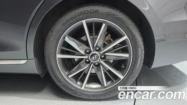 Hyundai Grandeur New — Фото автомобиля 6