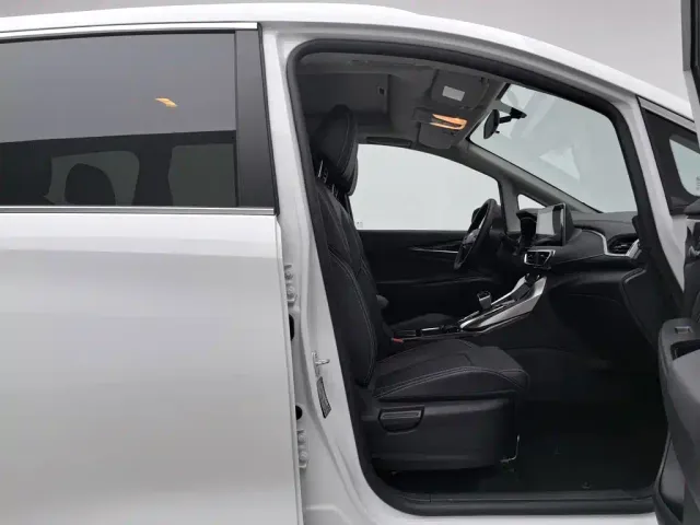 Maxus Dajia 5 — Фото автомобиля 23