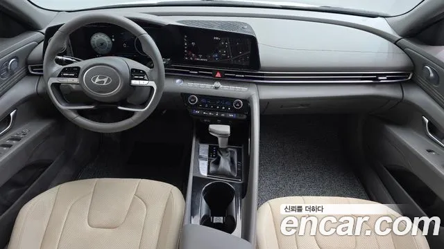 Hyundai Avante CN7 — Фото автомобиля 10