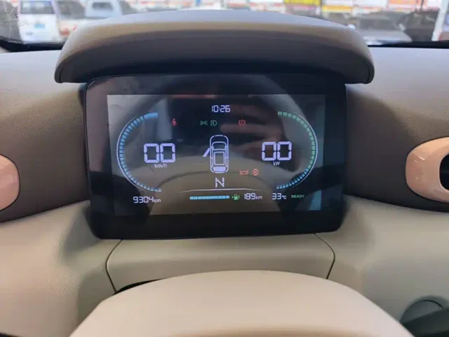 Leapmotor T03 — Фото автомобиля 11