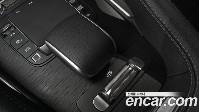 Mercedes-Benz GLE-Class — Фото автомобиля 29