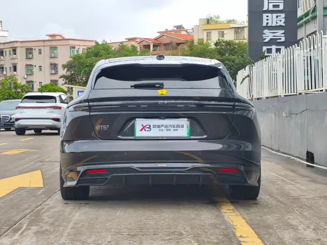 Nio ET5 Touring — Фото автомобиля 3
