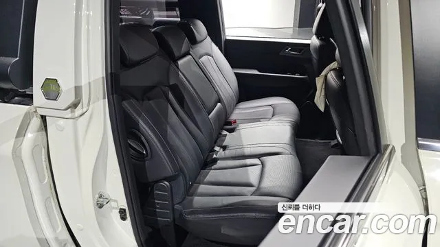 KG_Mobility_Ssangyong Rexton Новый Rexton Sport Дизель 2.2 4WD — Фото автомобиля 11