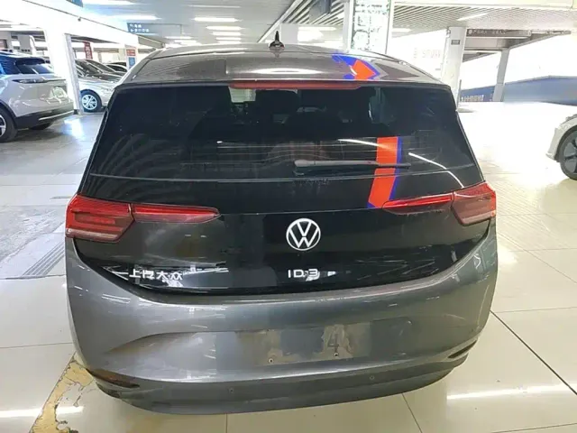 Volkswagen ID.3 — Фото автомобиля 5